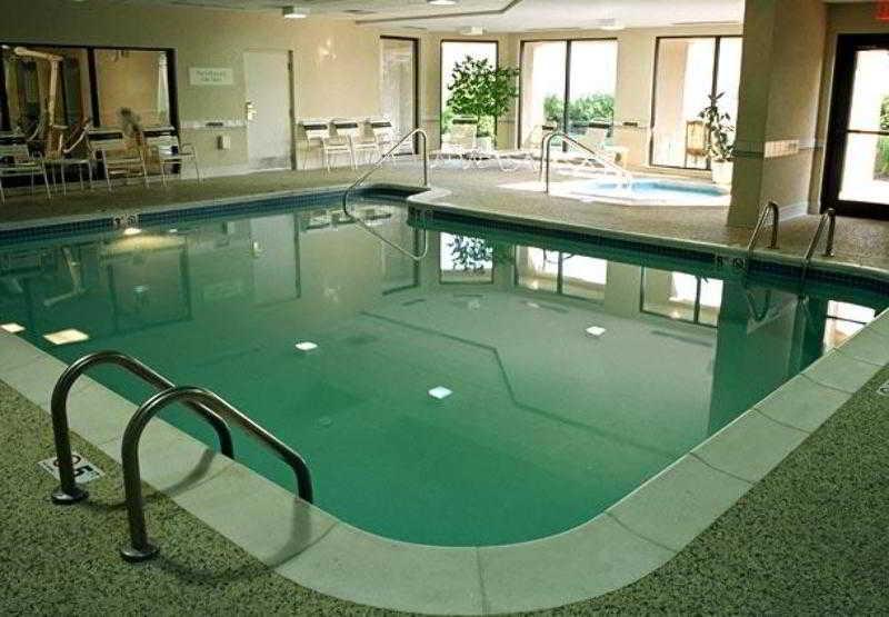 Courtyard By Marriott Cleveland Willoughby Hotell Bekvämligheter bild